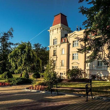 Bristol Vila Tereza Karlovy Vary Exterior photo